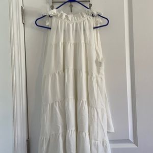 Entro halter White Dress